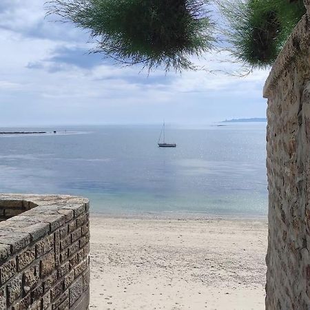 Chez Louisette Centre Ville Et Plages A Pied! Concarneau Exteriör bild